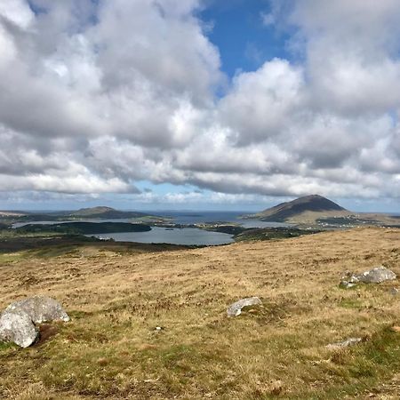 Red Deer Cosy Apartment In Letterfrack Connemara Екстериор снимка